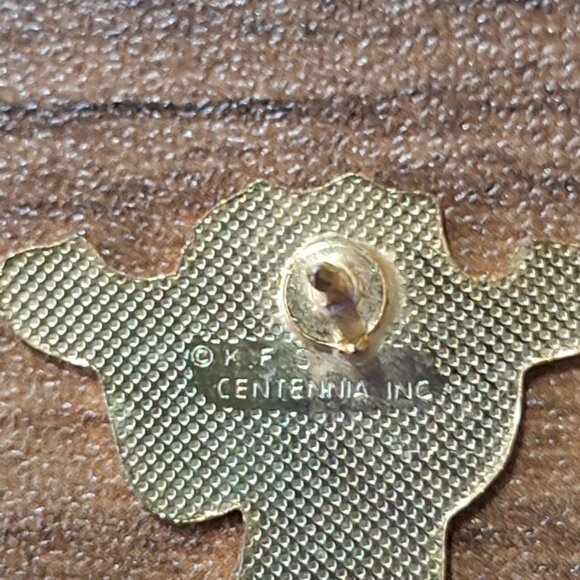 BETTY BOOP White Fur Coat Lapel/Hat Pin - Picture 5 of 12